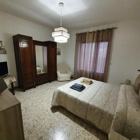 Casa Papona Apartment Sezze Luaran gambar
