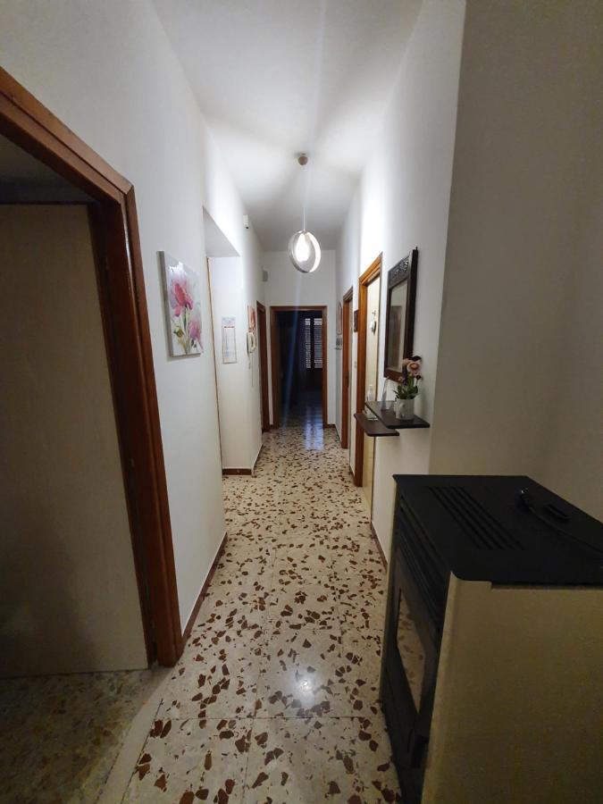 Casa Papona Apartment Sezze Luaran gambar